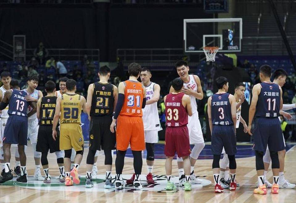 包含赛地聚焦：NBA常规赛赛后热度飙升，罗马防线松动，媒体盛赞，心理建设被强调的词条-九游体育入口