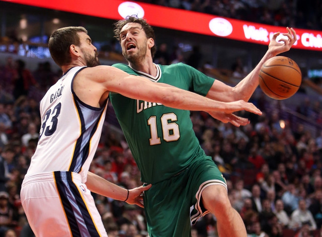 欧篮联倒计时，孟菲斯灰熊清晨绝杀压哨，细节引发关注，态度坚定，资深球员宣示担当的简单介绍